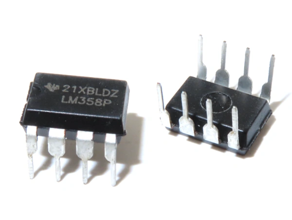 مكبر العمليات  / LM358P DIP-8 Operational Amplifier